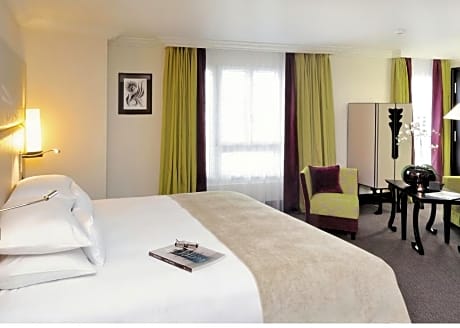 Studio Suite - With Private Terrace