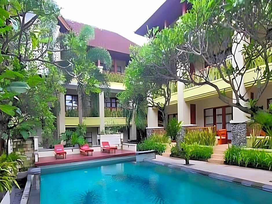 Fourteen Roses Beach Hotel