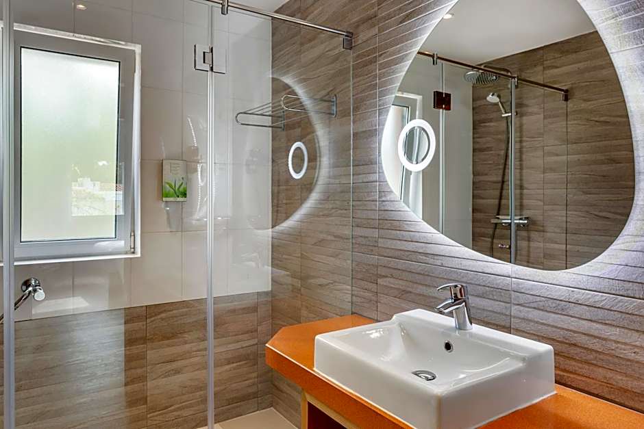 Diamond Villas at Vilar Do Golf by Diamond Resorts