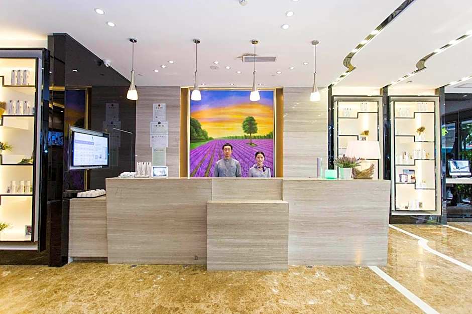 Lavande Hotel Guangzhou Yongqingfang Zhongshan 8th Road Metro Station