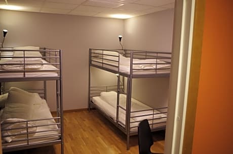 Economy Quadruple Room with Shared Bathroom - No Window