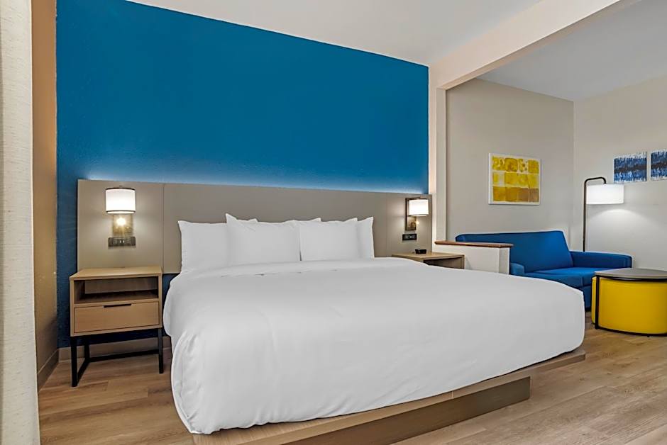 Comfort Suites Hattiesburg near University