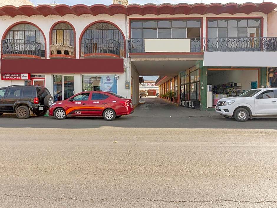 HOTEL MAYA IXTLAN