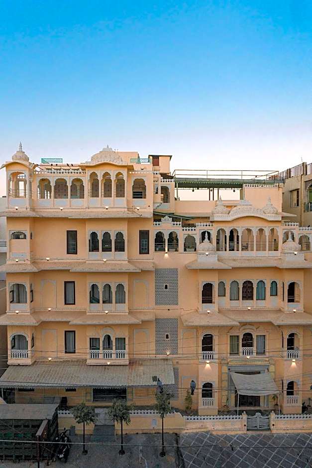 Amar Kothi Hotel