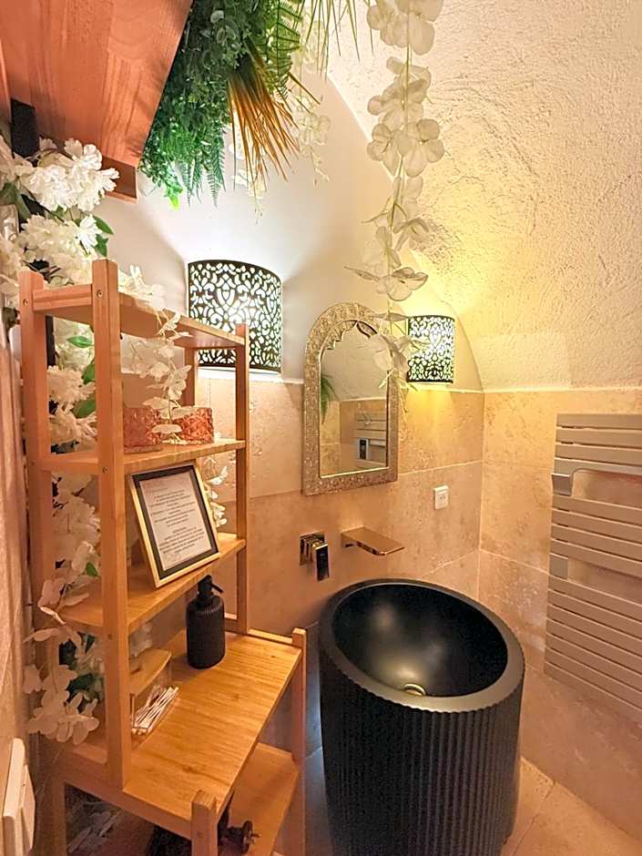 Évasion duo, Suite Atypique privative, Hammam & Balnéo