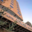 Hotel Tower Inn & Suites