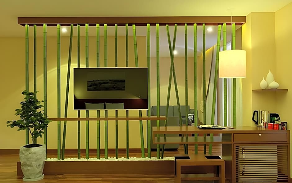 Sai Gon Phu Tho Hotel