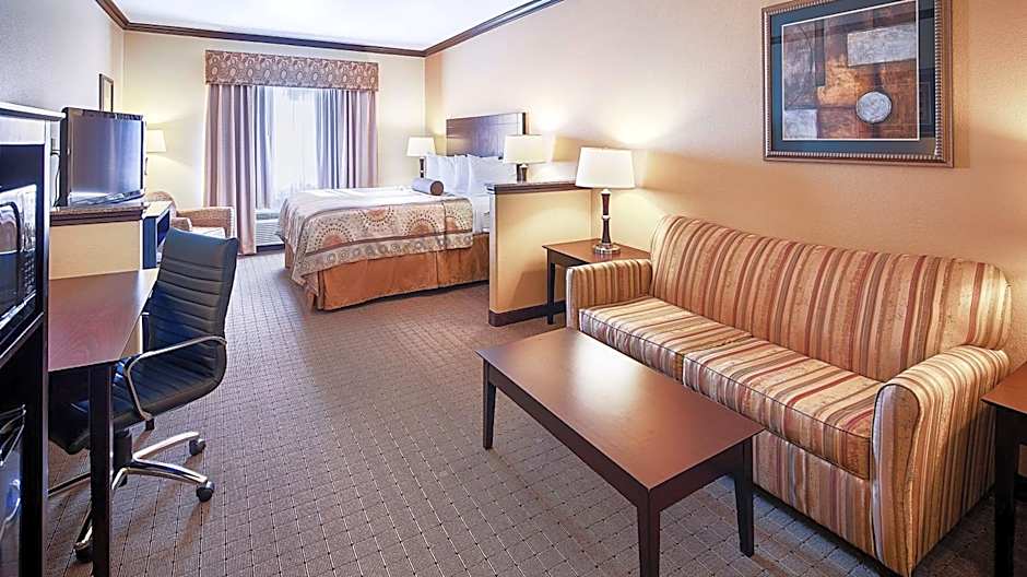 Best Western Plus Royal Mountain Inn & Suites