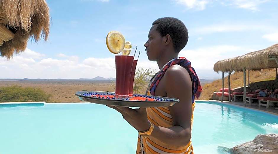 Original Maasai Lodge – Africa Amini Life