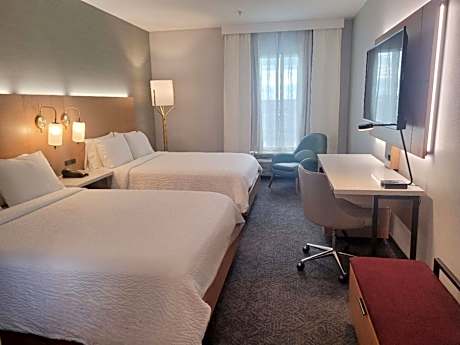 2 Queen Beds
