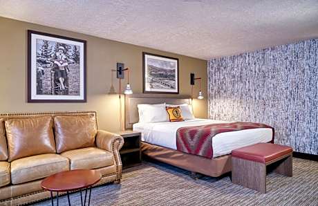 Yellowstone Park Hotel