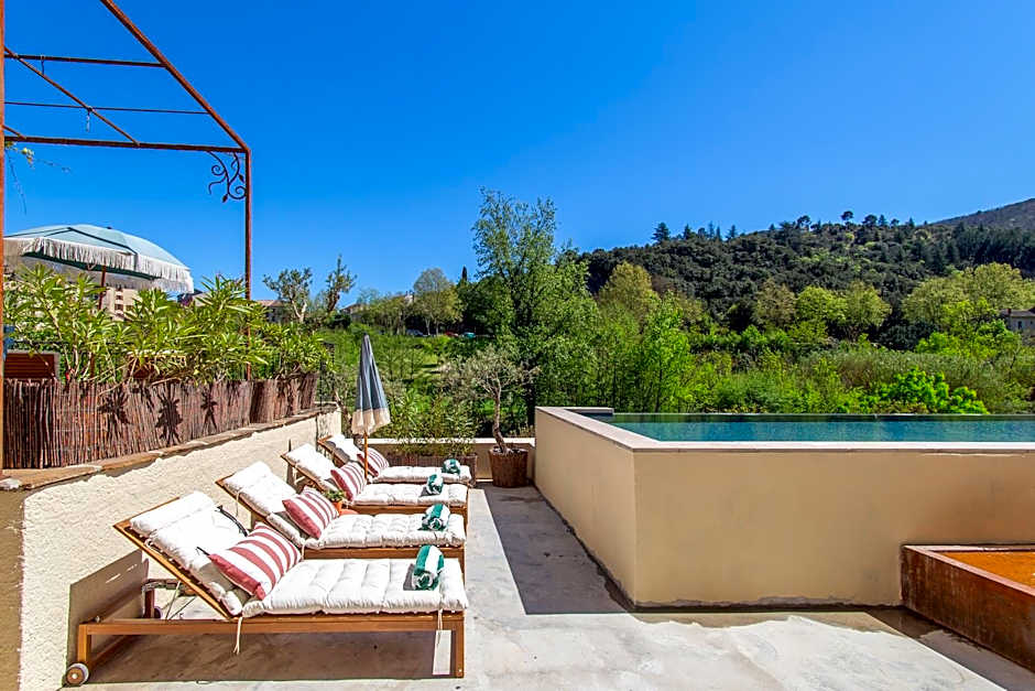 Ecole Olargues - Chambres & restaurant - Teritoria