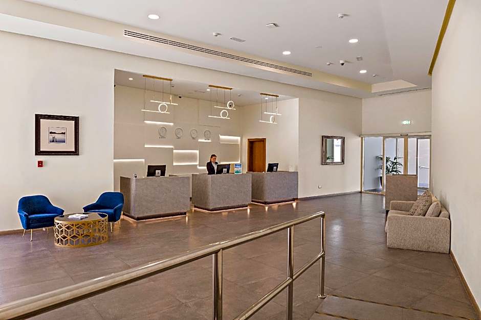 Al Hamra Village Hotel