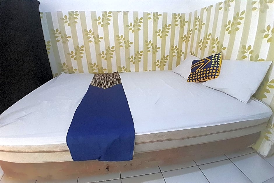 SPOT ON 93049 Iqfood Stonen Kostel