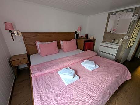 Economy Double or Twin Room