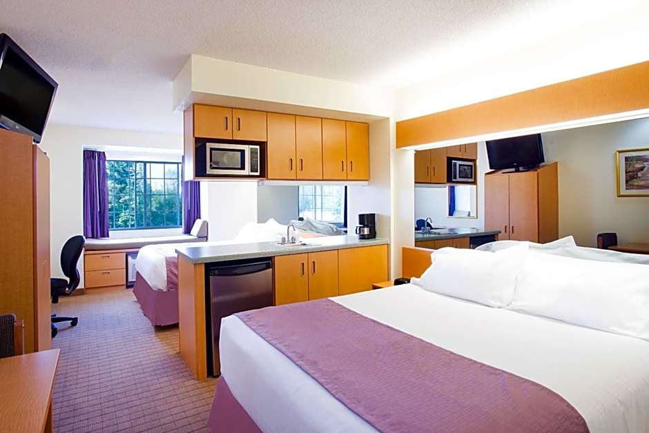 Microtel Inn & Suites By Wyndham Plattsburgh