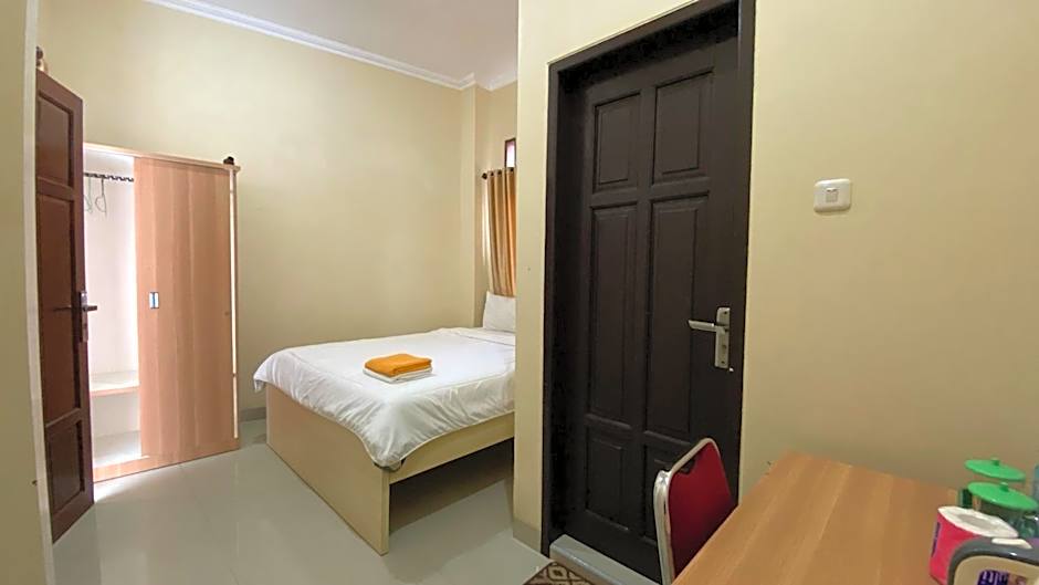 Toraja Lodge Guest House