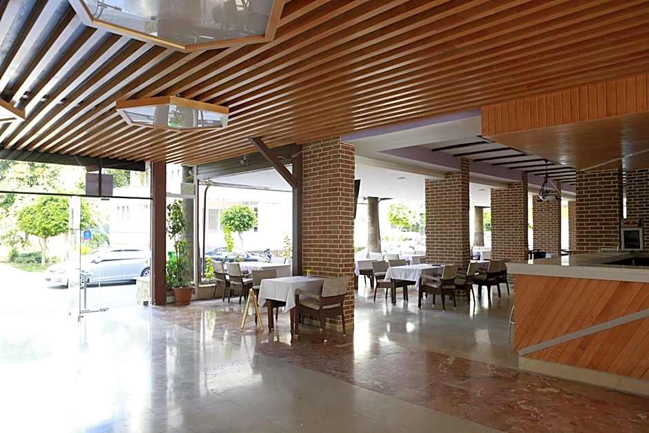 Maren Beach Apart Hotel