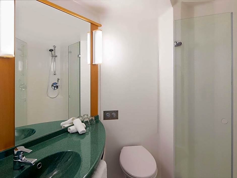 ibis Sydney Thornleigh Hotel