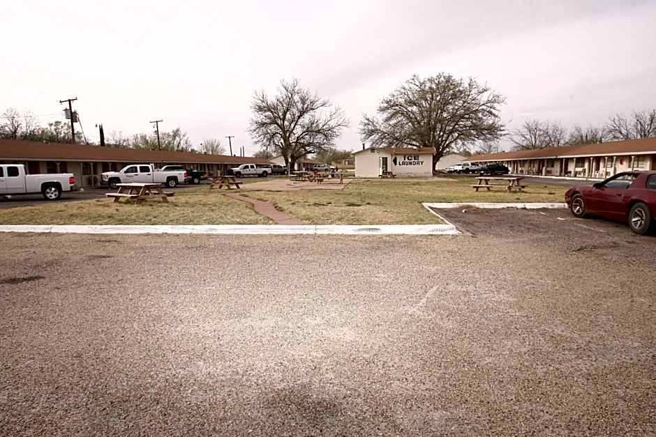 Andrews Motor Inn