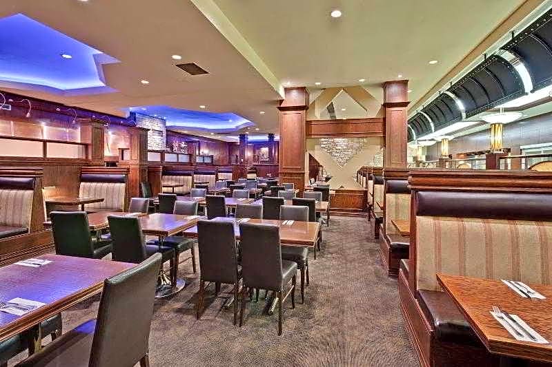 Holiday Inn Montreal Midtown