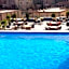 Pyramid Front Hotel