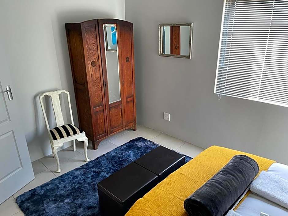 Klein Karoo Game Lodge