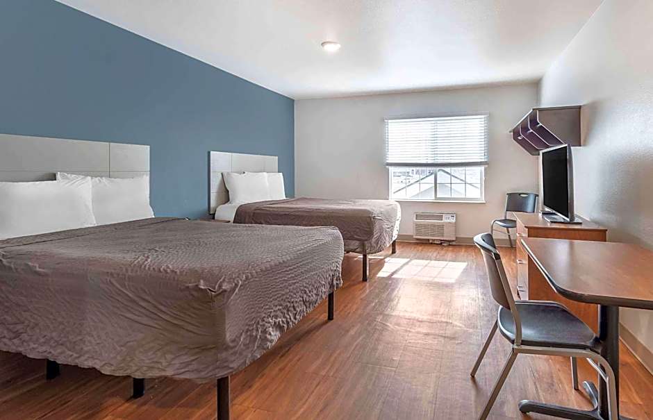 Extended Stay America Select Suites - Wichita - South
