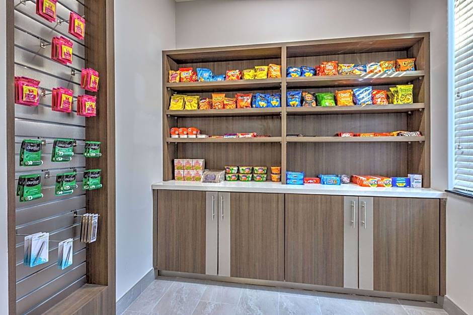 La Quinta Inn & Suites by Wyndham Allen At The Village