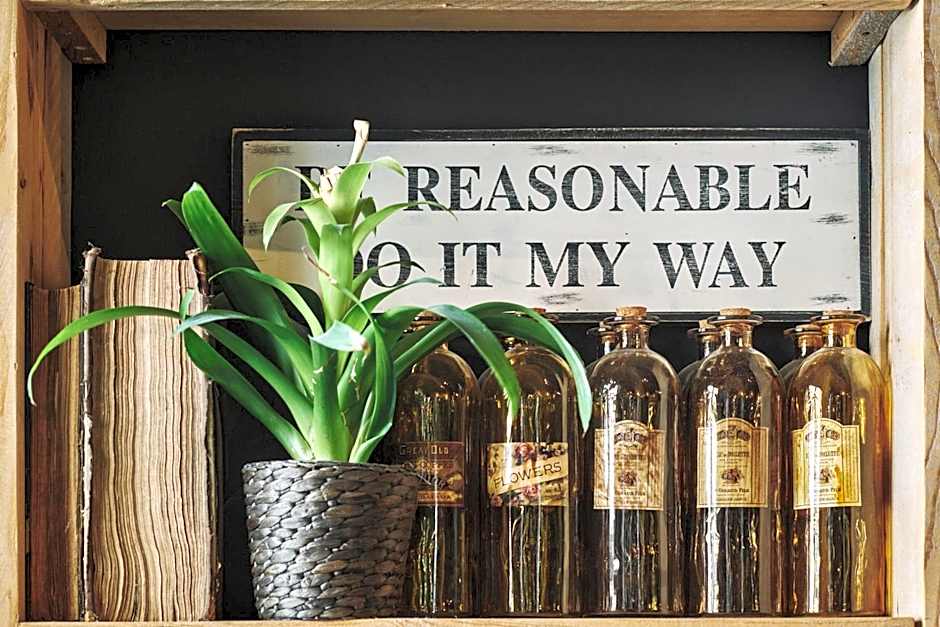 The Legacy by 2GO4 City Center