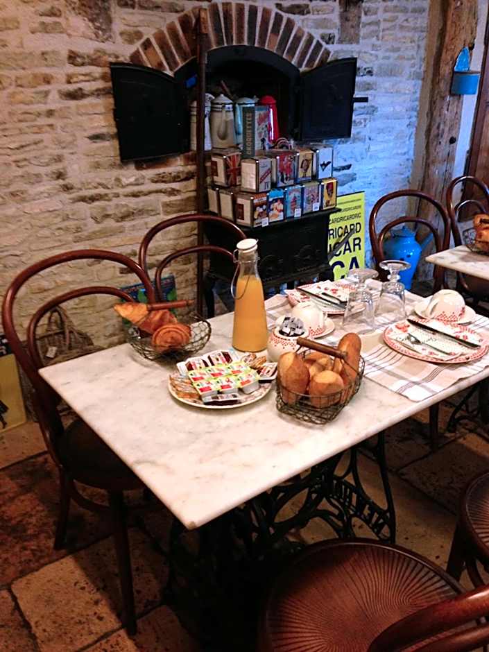 Logis Hotel La Grange Du Relais