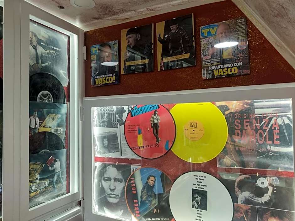 A Room for a Few Hours or a Few Days