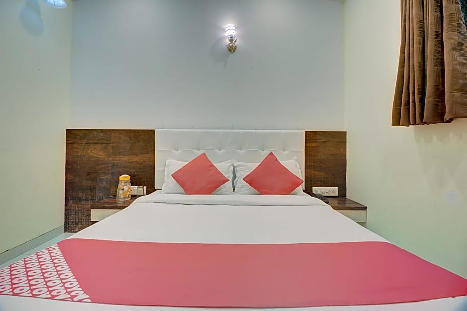 Hotel Shiv Ganga Inn By OYO – Varanasi, VA