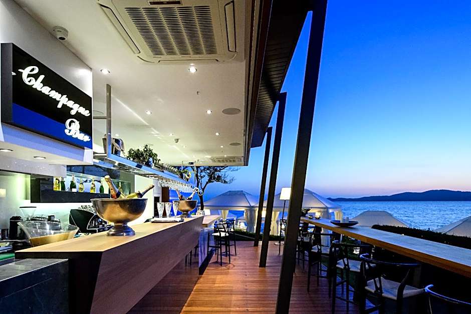 Avaton Luxury Hotel & Villas -  Relais & Chateaux