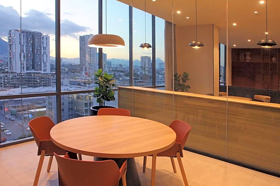 City Express Plus by Marriott Monterrey Centro