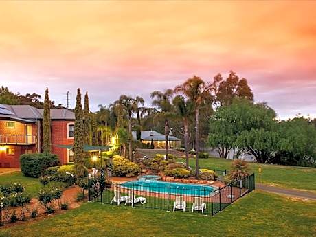 Clare Country Club