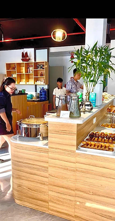 Central Halong Hotel