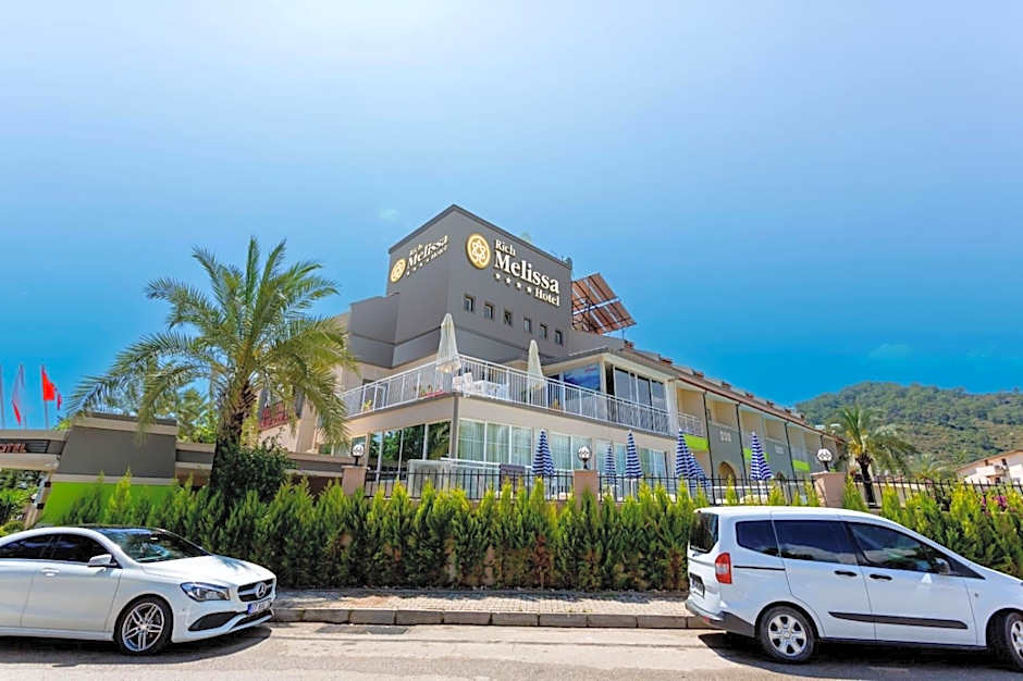 Rich Melissa Hotel