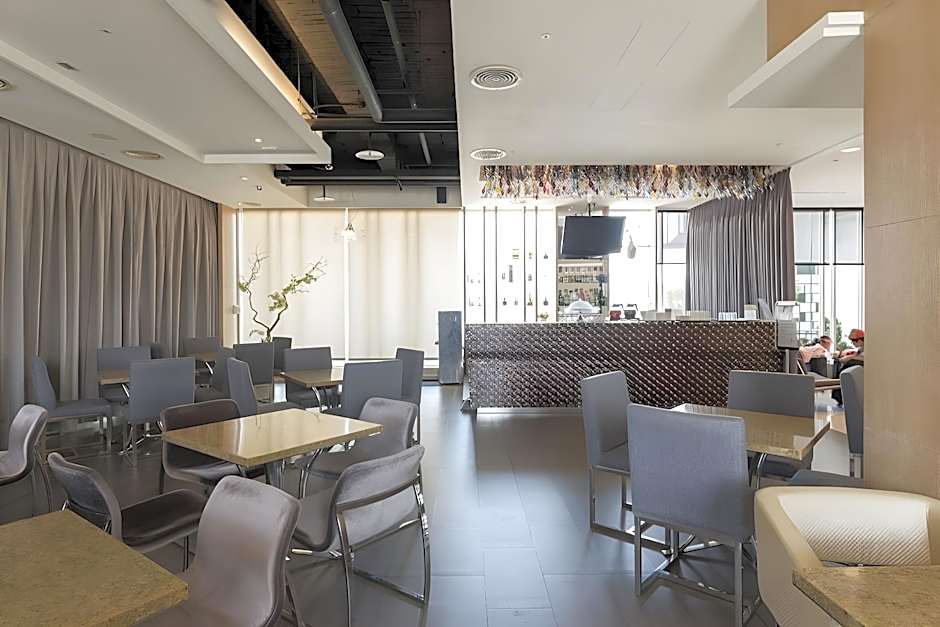 Taichung Fengjia Beacon Hotel