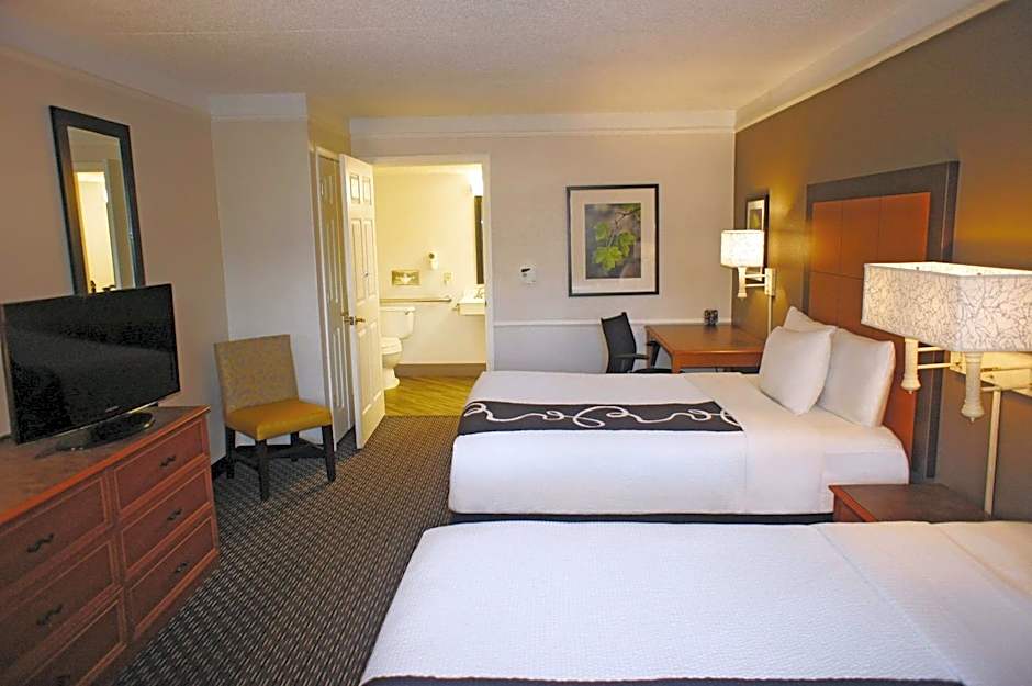 Days Inn by Wyndham Gainesville Florida