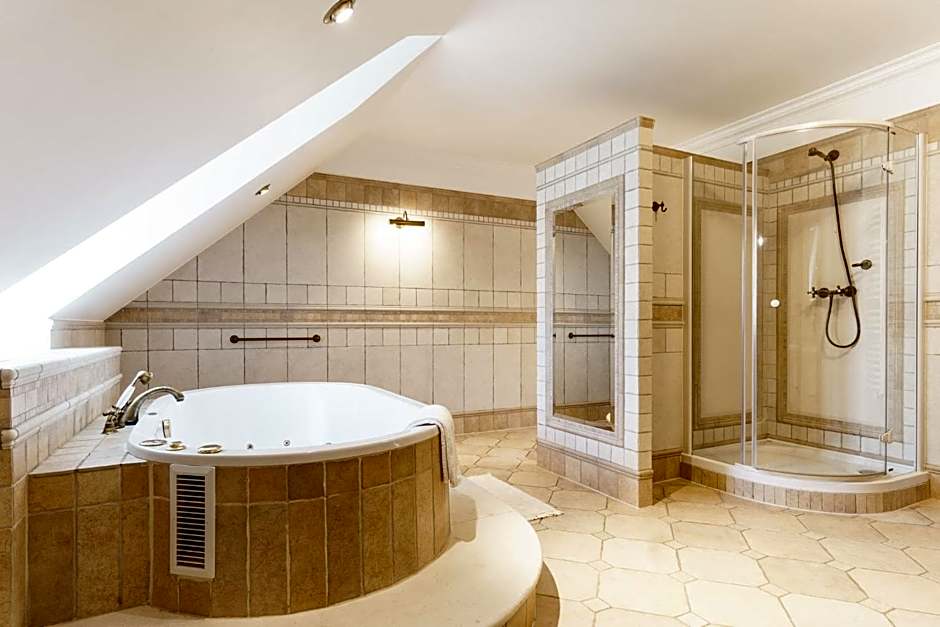 Apartamenty w Dworku Cheval