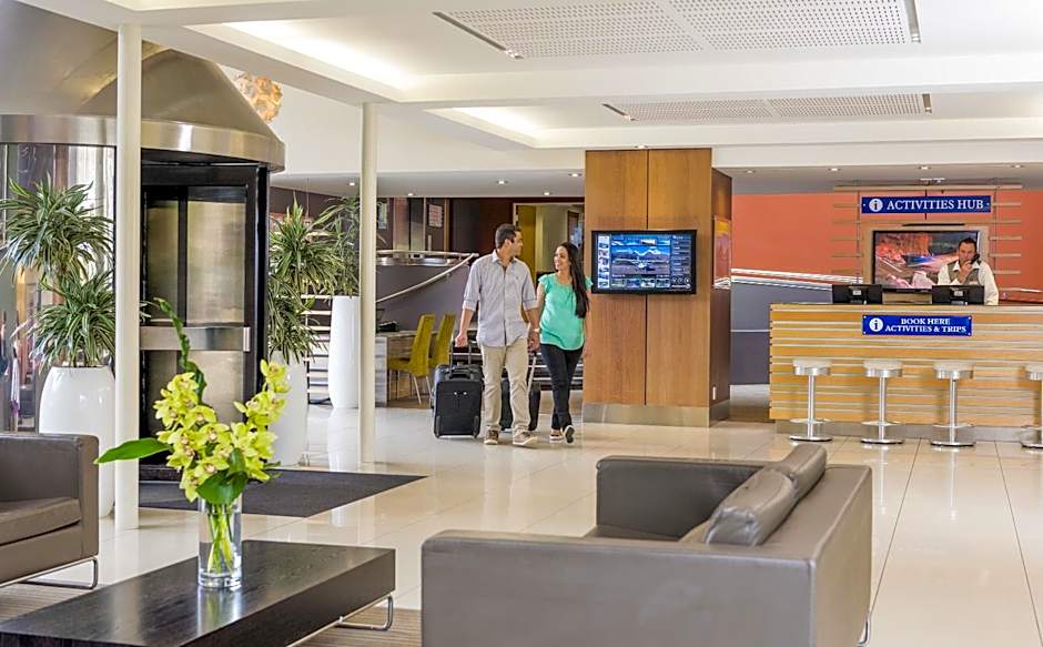 Novotel Queenstown Lakeside