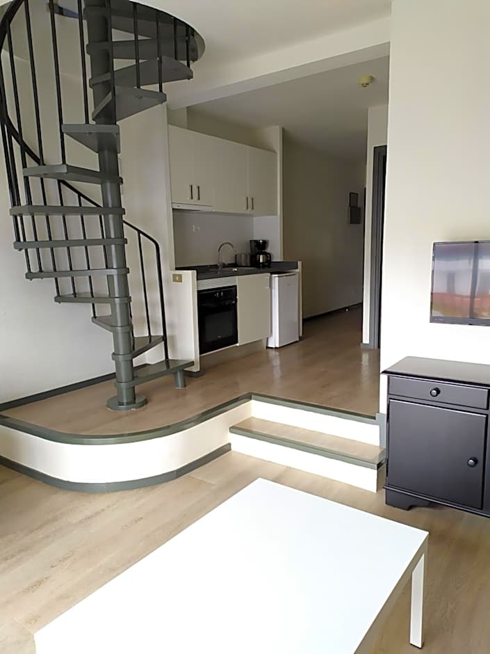 Apartamentos Hg Cristian Sur