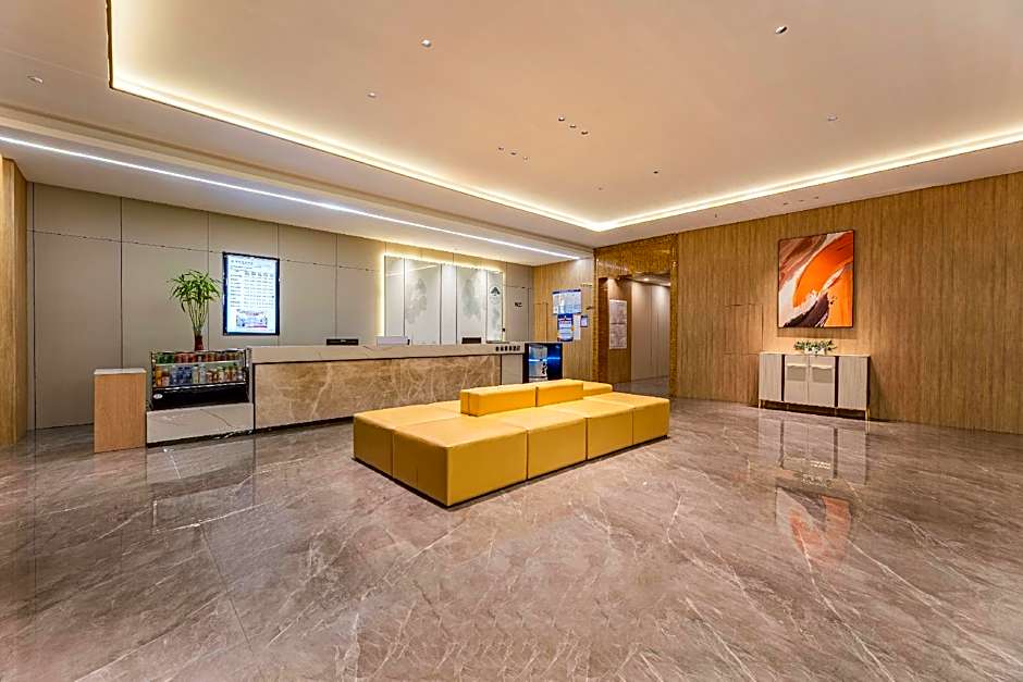 GreenTree Inn JiangSu Wuxi Jiangyin Huashi Avenue Huaxi Village Business Hotel