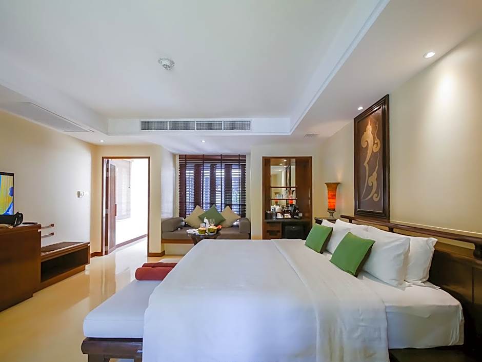 Photo 1 of 7 of Penthouse Villa 1 King Bed