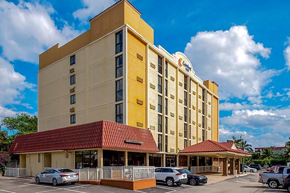 Photo 1 of 47 of Comfort Inn Oceanside Deerfield Beach