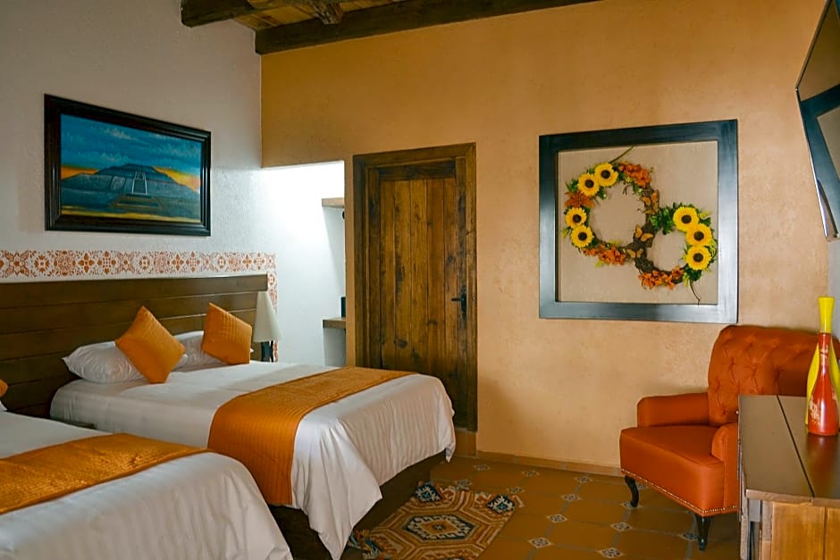 La Casona Pirámides
