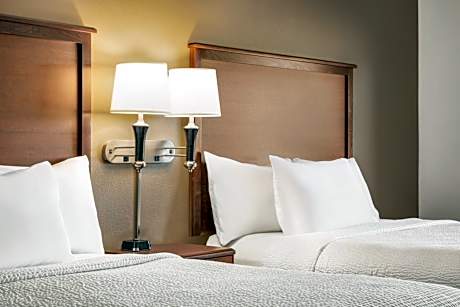 Queen Room with Two Queen Beds - Non-Smoking