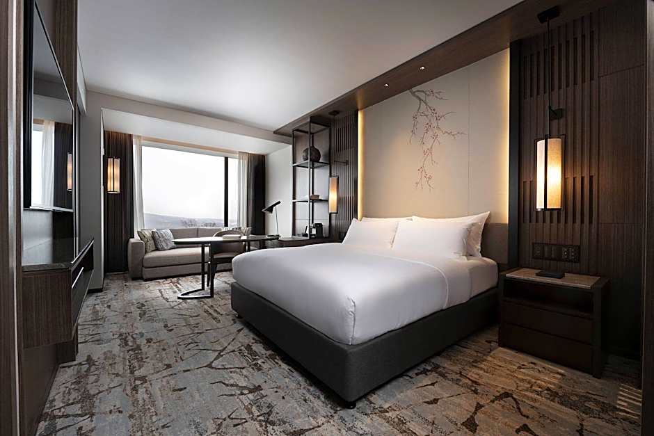 Higashiyama Niseko Village a Ritz-Carlton Reserve