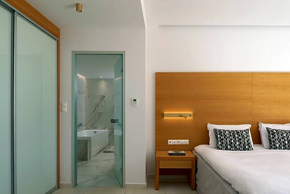 High Beach White - Adults Only